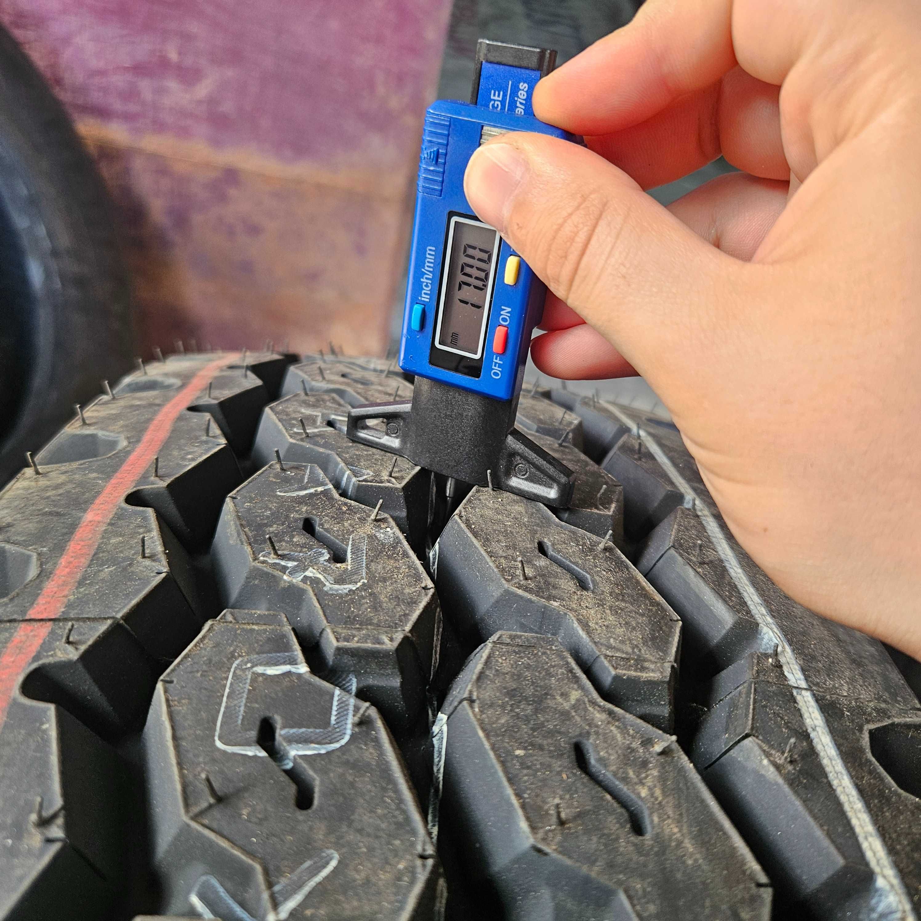 2 Нови тежкотоварни гуми 10R22.5 Bridgestone M840 144/142K M+S 3PMFS