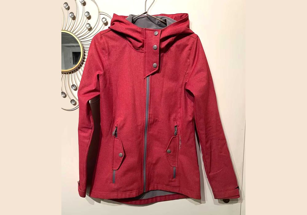 Дамско софтшел яке O'NEILL с качулка