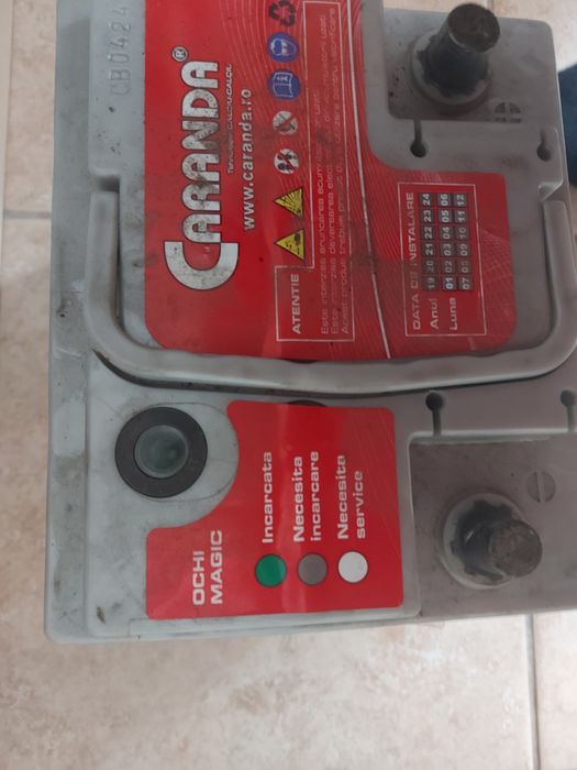 Vind baterie auto Caranda de 55 amperi aproape noua