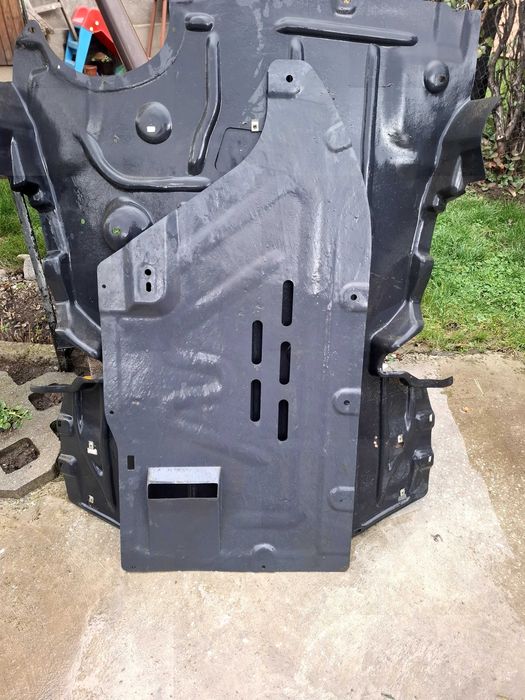 Кора под двигател и под скорости за бмв Е90 Е9 Е92