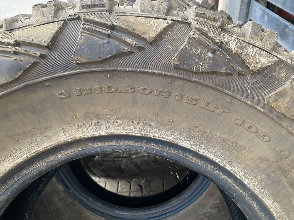 Kumho 31/10.5/15