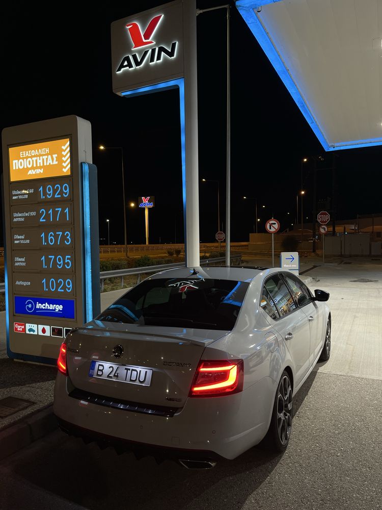 Skoda Octavia VRS 2019 DSG 184CP // Pachet Milotec // Trapă
