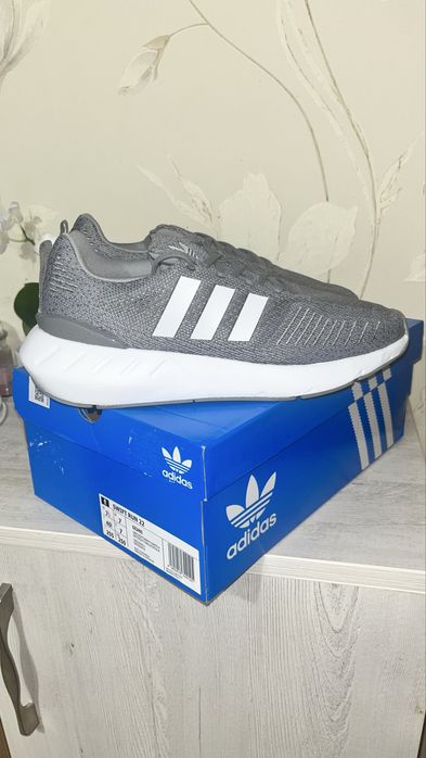 Swift run 22 adidas originals
