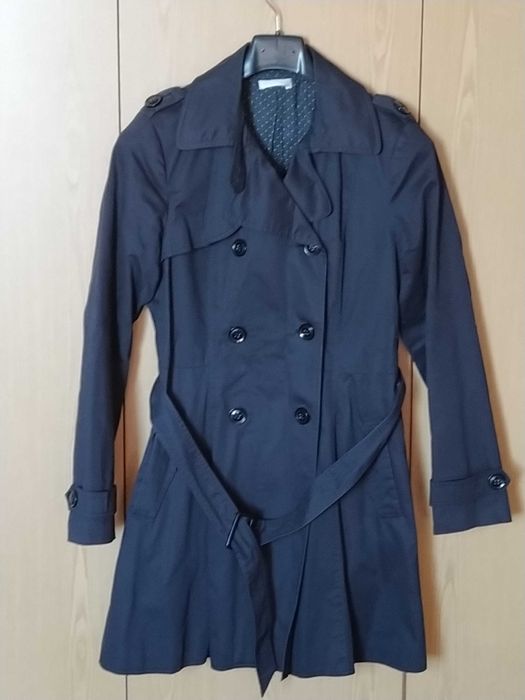 Черен тренчкот размер М-Л