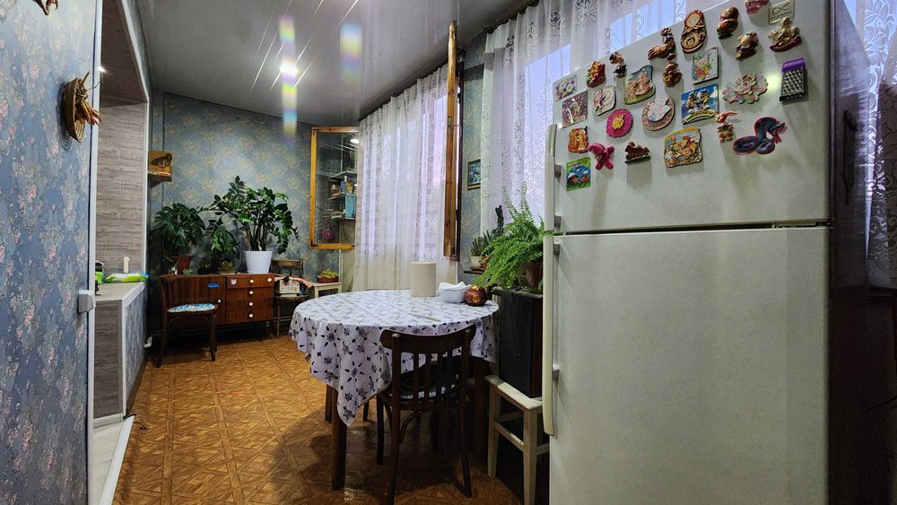 Продаётся 4х комнатная квартира, БИЙ, Ун. дипломатии
