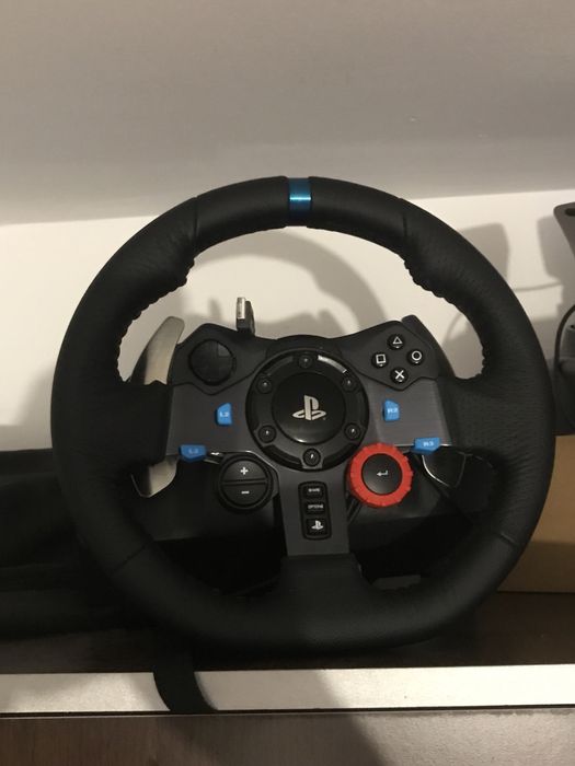 Vand ps 4 slim si volan logitech g29