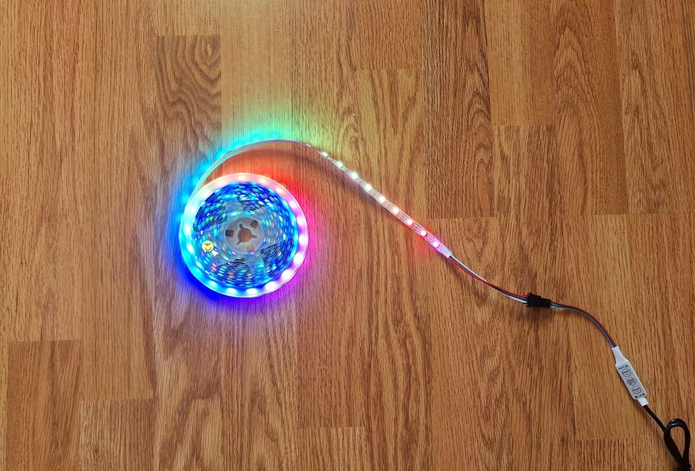 Vând banda led adresabilă w2812B 5m, 60led/m