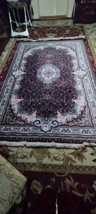 Gilam sotiladi 2 ga 3