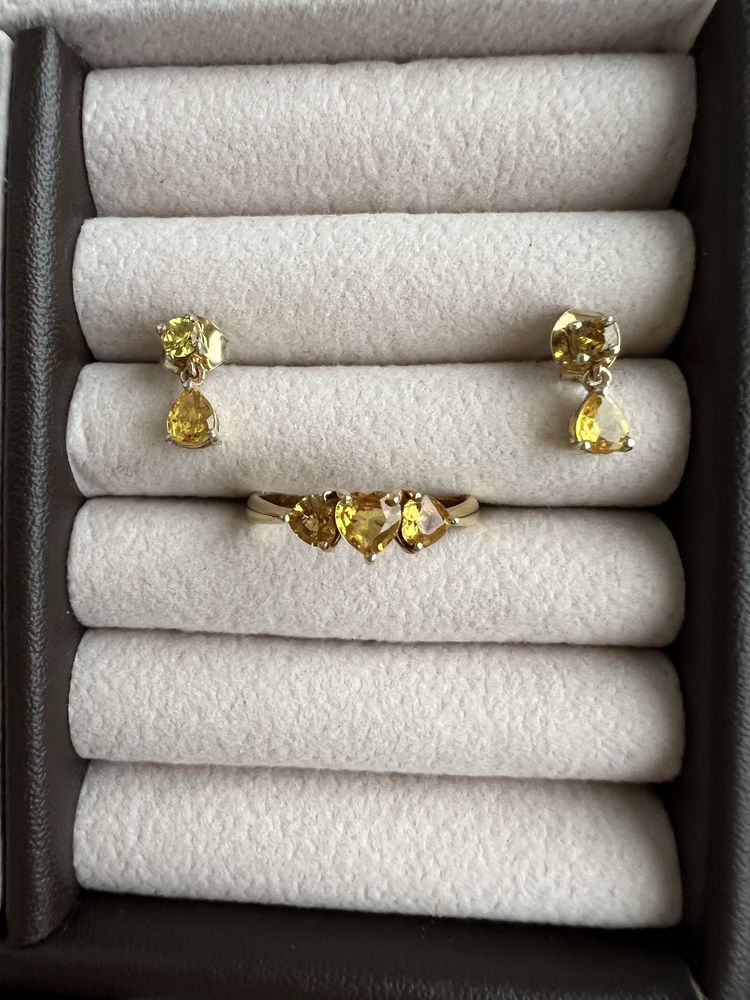 Set cu pietre  naturale pretioase de safir