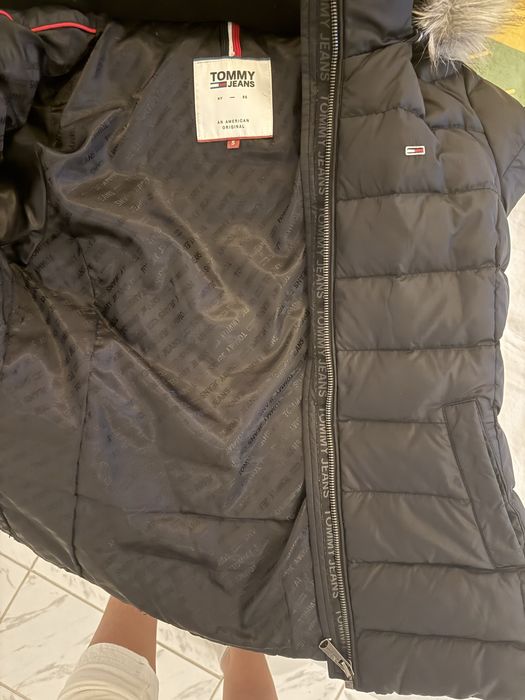 Дамско зимно яке Tommy