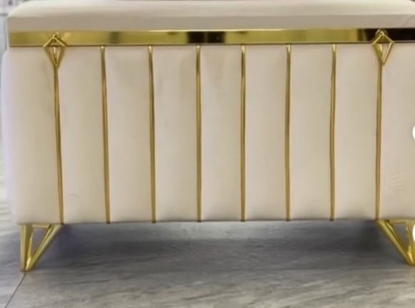 Велюровый сундук