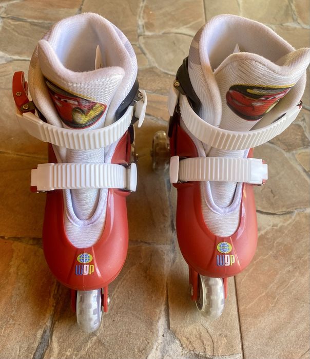 Vând role noi Disney Cars pentru copii, marimea-27-30, noi