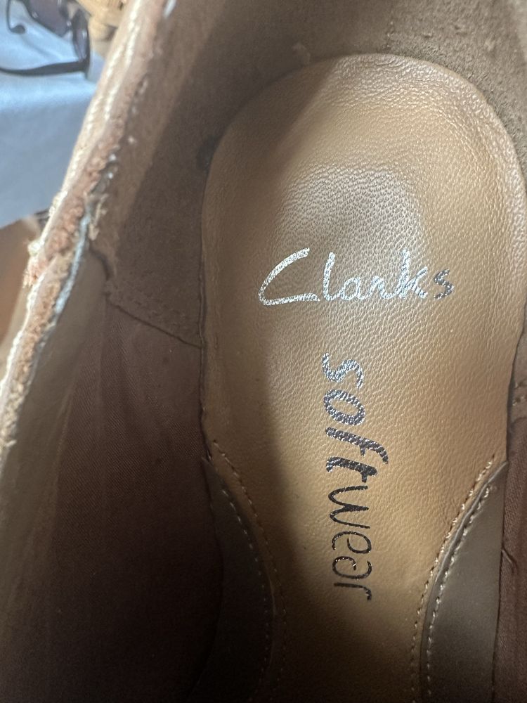 Pantofi din piele naturala Clarks