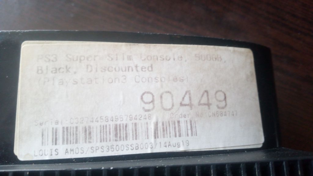 Продавам: PS3 super slim 500GB