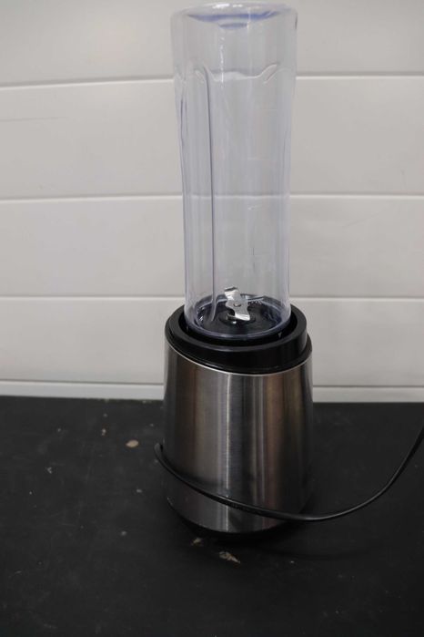 Блендер Russell Hobbs 23472, контейнер 600ml, 300W, неръждаема стомана