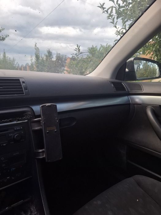 Audi A4 1.9 tdi - 5+1 - 116 cp