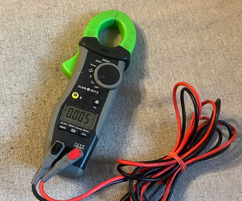 Multimetru cu clema cleste Elma 9015 True RMS AC DC 1000V curent 600A