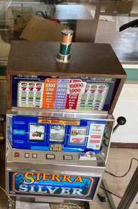 Slot machine de colectie  IGT Sierra Silver