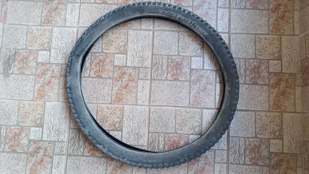 външна гума Bontrager XR4 Team Issue TLR MTB Tyre 27.5X2.60
