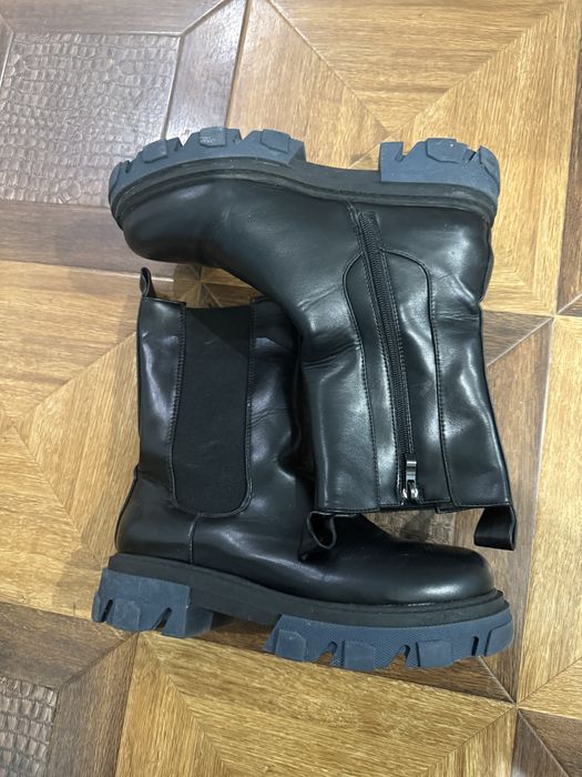 Ботуши 39  номер