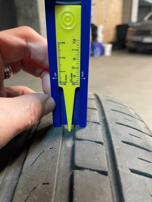 Vand 4 cauciucuri Pirelli Cinturato P7 215 55 17 vara