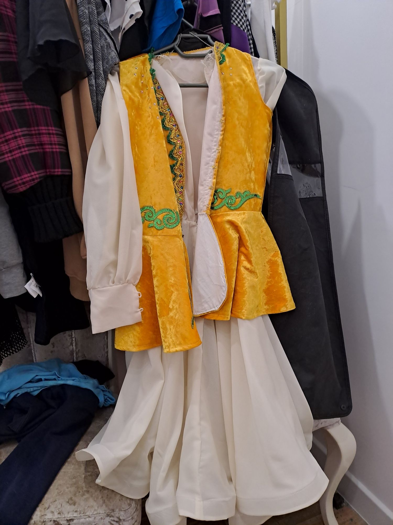 Казахский костюм