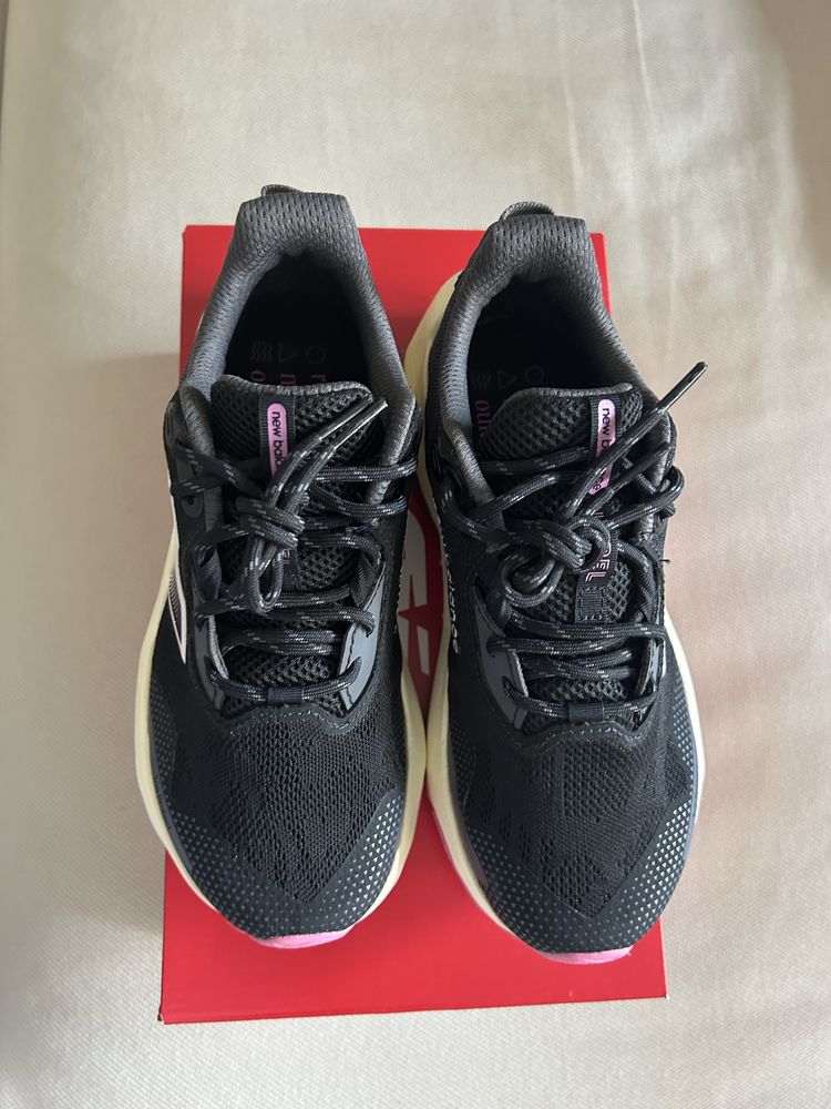 Маратонки New Balance