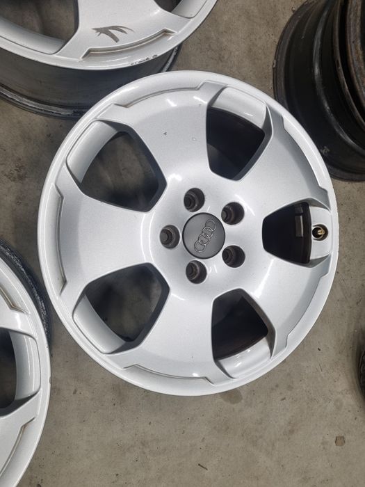 Jante Audi A3 R17 originale [ 5x112]