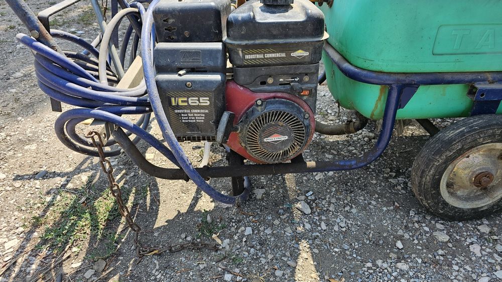 Бензинова пръскачка  TARAL 100 литра