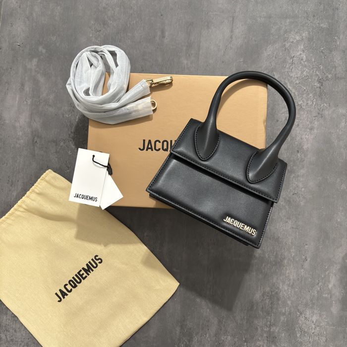 Black Jackquemus LE Chiquito Black Mini