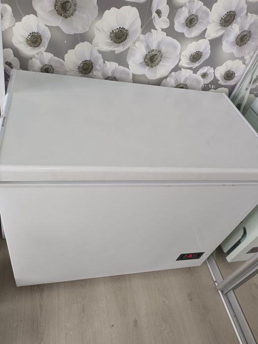 Морозильный ларь  Бирюса 370 л