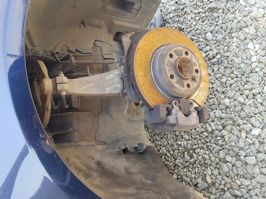 Vand fuzeta stanga dreapta bmw f10 f11 seria 5