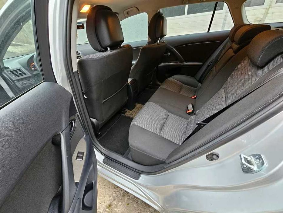 Toyota  Avensis 2.0 D-4D