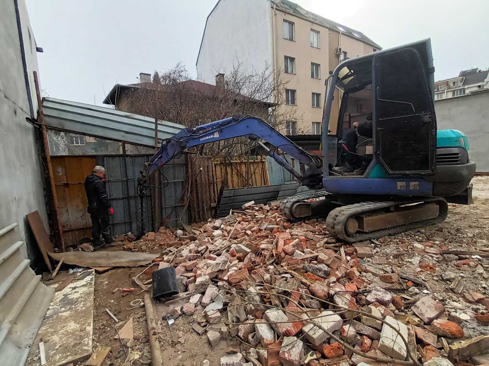 Услуги с Багер,Свредел за дупки,Дупки за огради