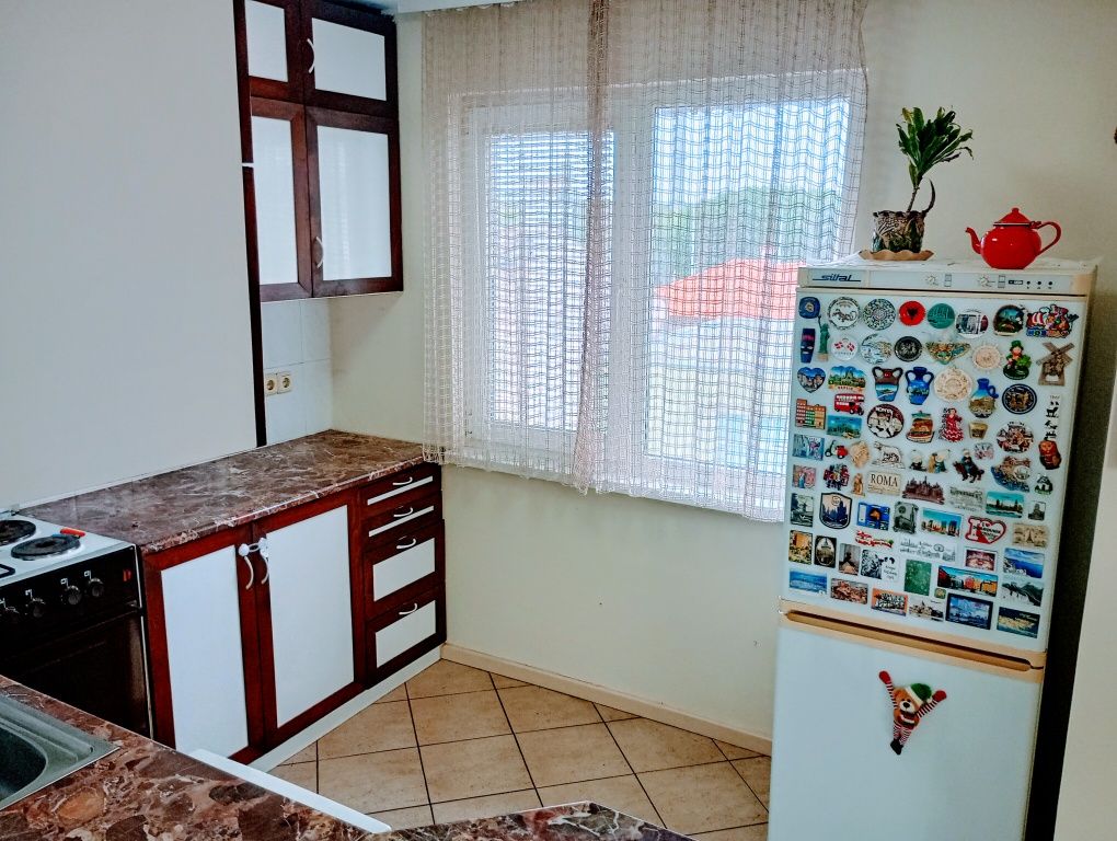 Продава се Тристаен апартамент в Добрич, Център - 74 кв.м за 1103 €/кв.м - Снимка #10