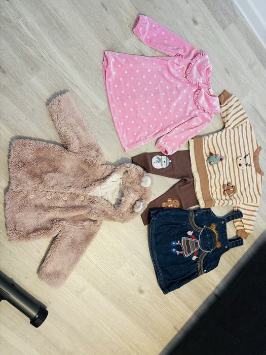 Vand set haine Next marimea 12-18 luni