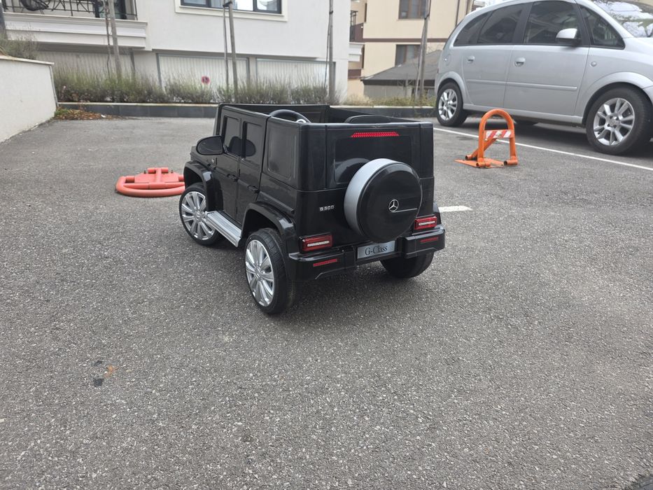 Детски  акумулаторен джип MERCEDES-BENZ G500 12V с родителски контрол