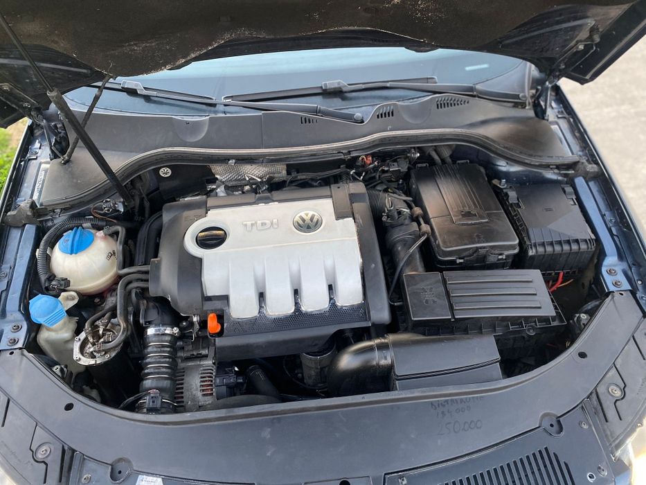 Vând Volkswagen Passat 1.9 TDI ,105 CP-an 2007