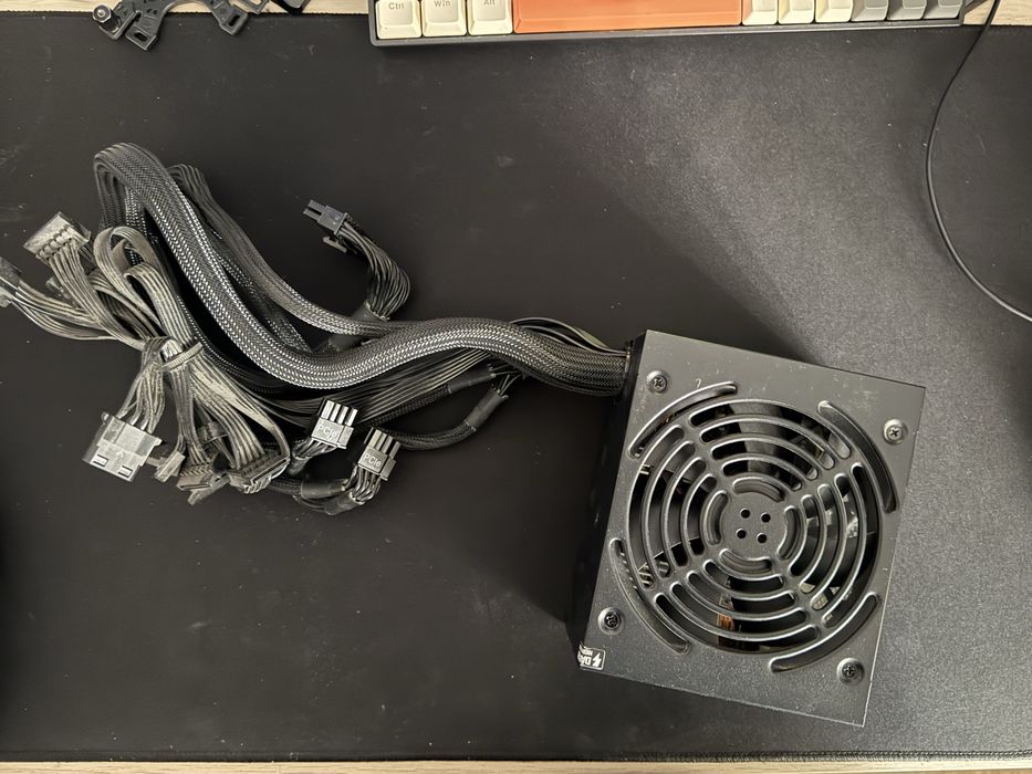 Sursa Corsair CV650