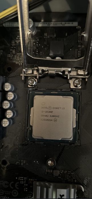 Gaming PC i3-10100F / GTX 1050 Ti / 16GB RAM / 500GB SSD