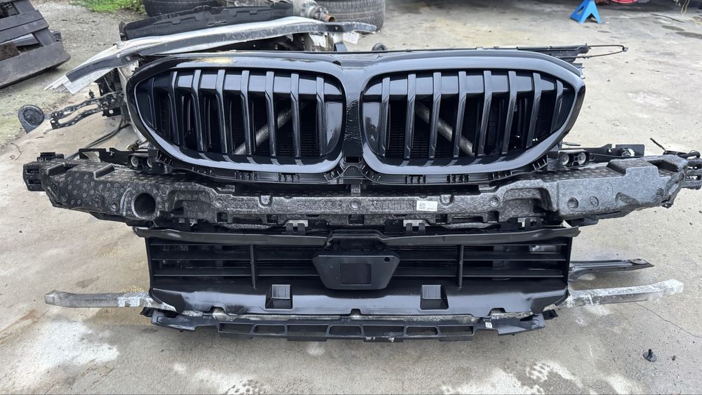 BMW G20 G21 Маска с Радятори