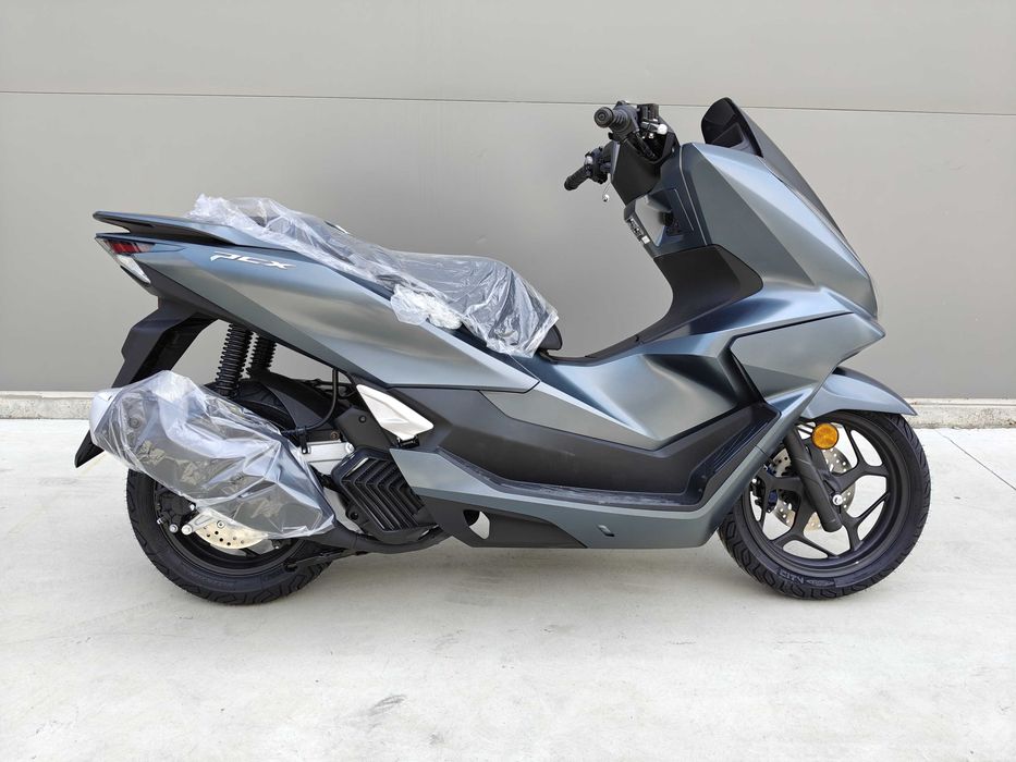 Scuter Honda PCX 125 | 0 km | motomus.ro