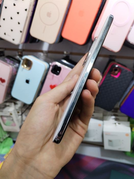 Honor 200 8/256 ideal