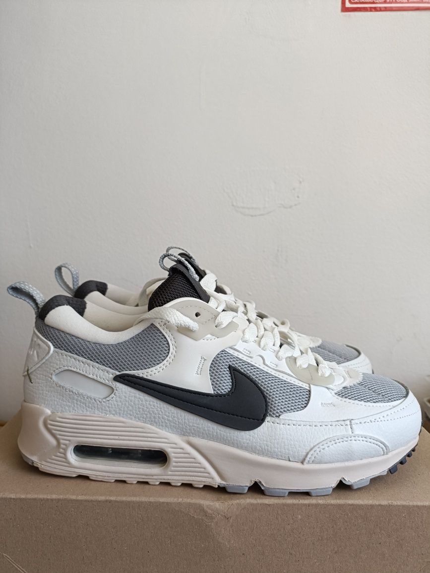 Nike Air Max 90 Futura номер 40 код 23A