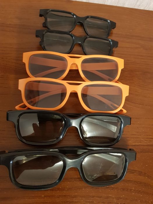 Продам 3D очки от телевизора.