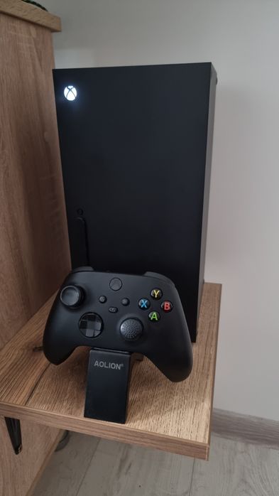 Vand Xbox Series X impecabil