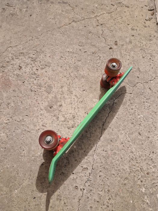 Skateboard   copii  5  / 7 ani