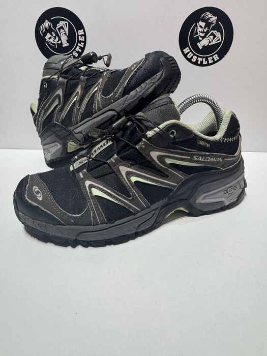 Туристически обувки SALOMON GORE-TEX .Номер 37.5
