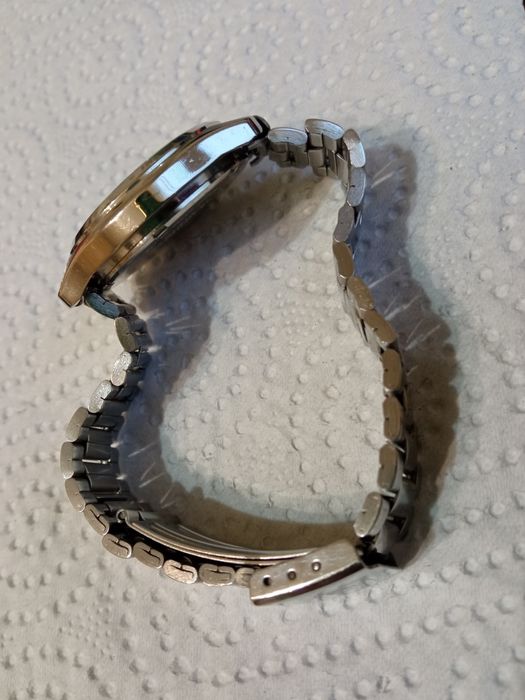 ORIENT -Кварцов часовник