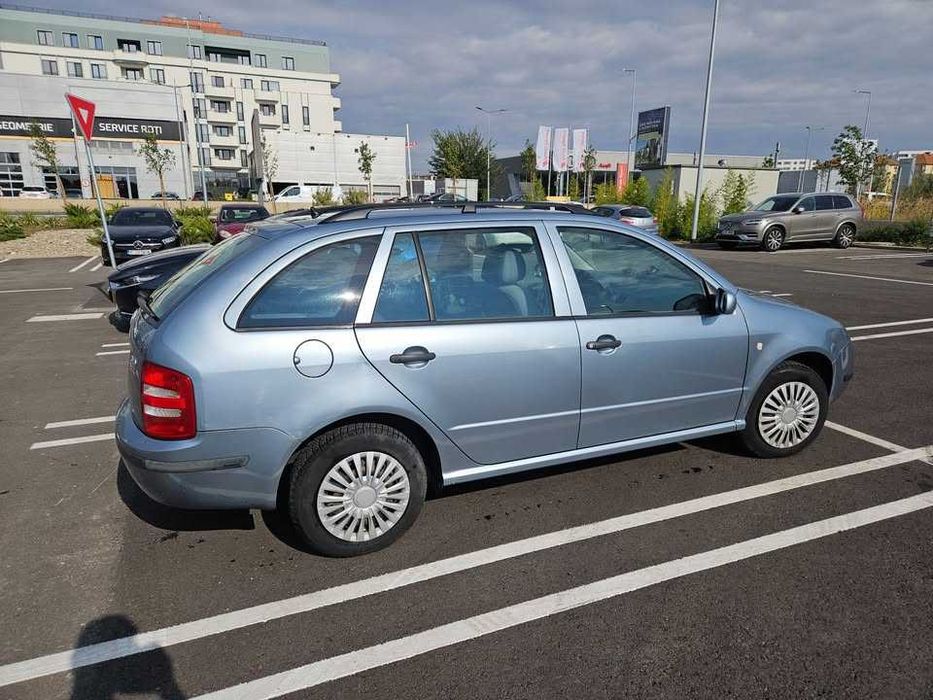 Skoda Fabia 2003 petrol 1200 euros QUICK SALE!!